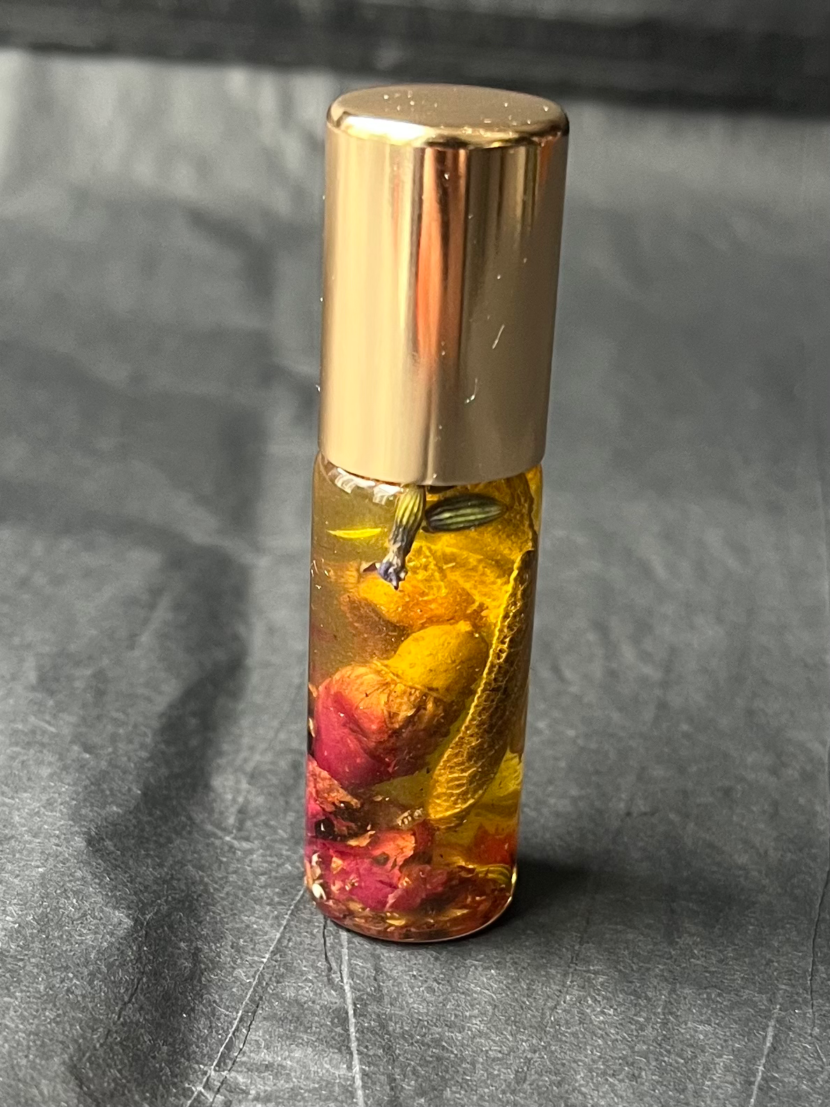 Roll on protection oil with Koh Kong Oud