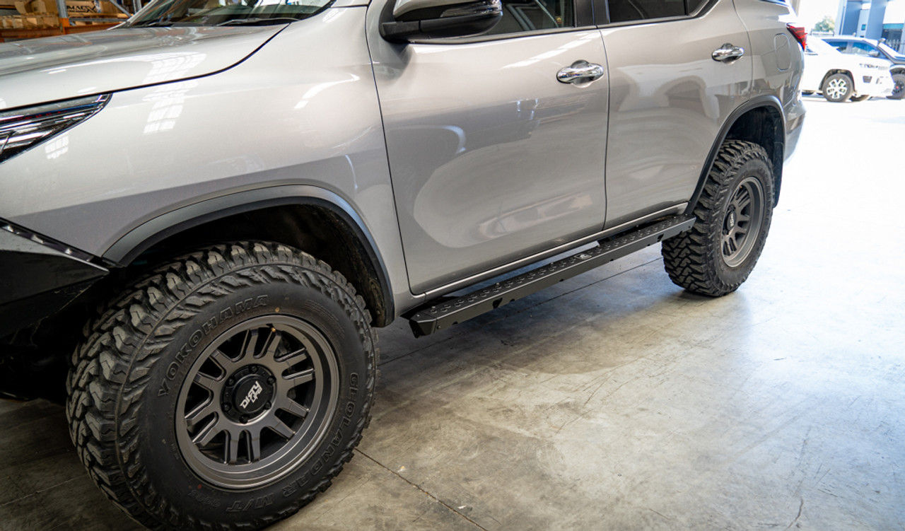 Rock Sliders, Suitable for Toyota Fortuner N80, 2015 on