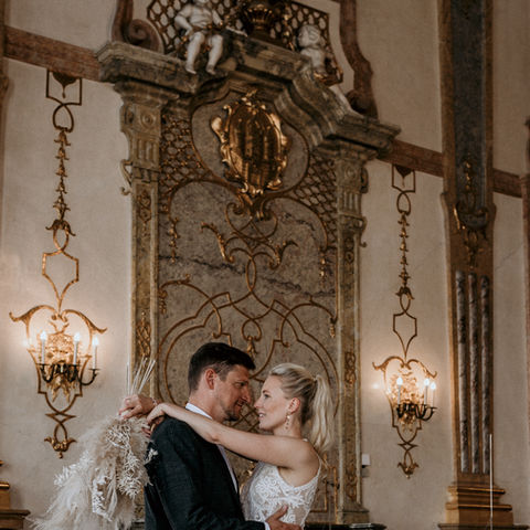 Brautpaar im Marmorsaal