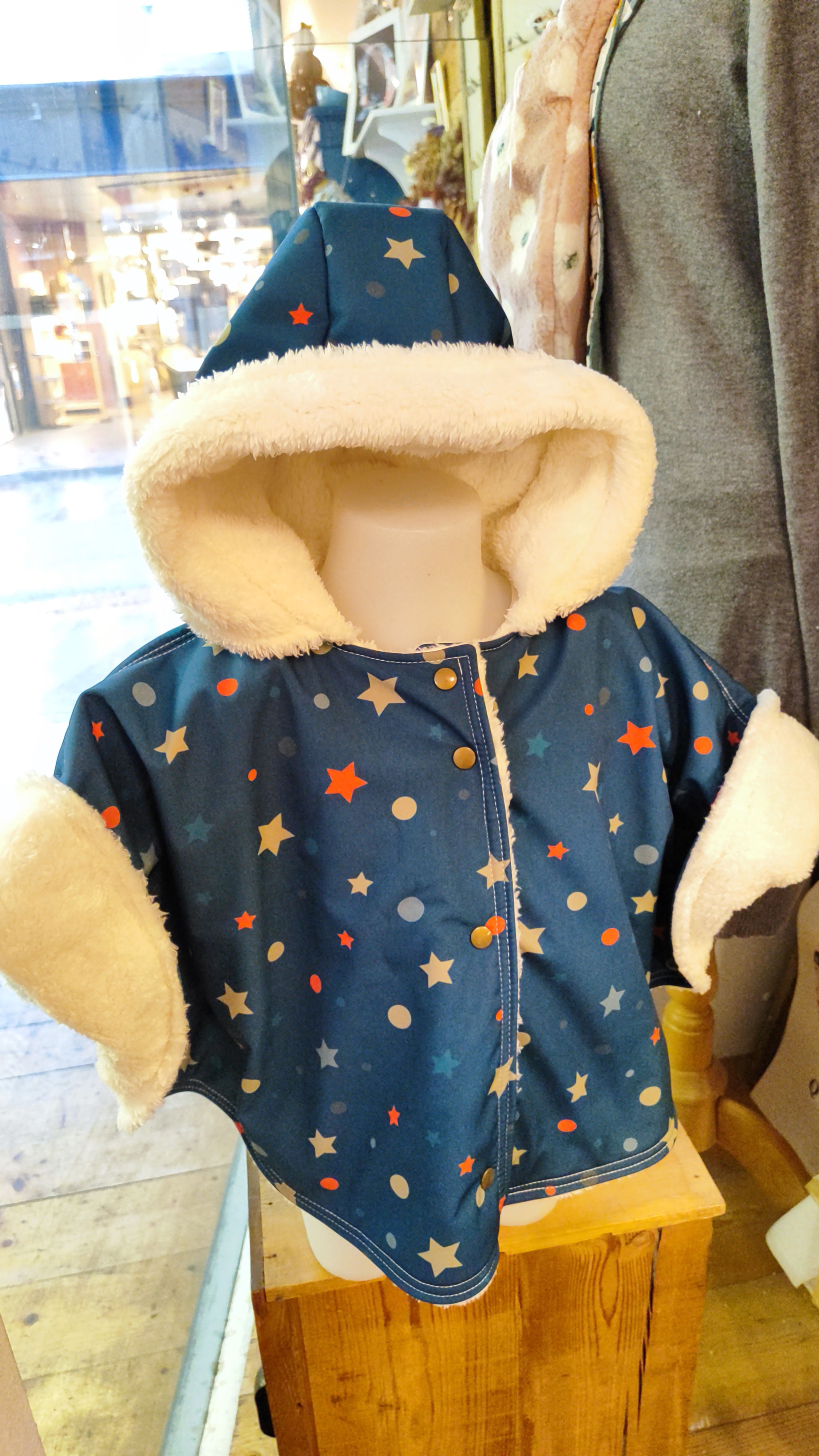 Poncho bébé enfant imperméable étoiles