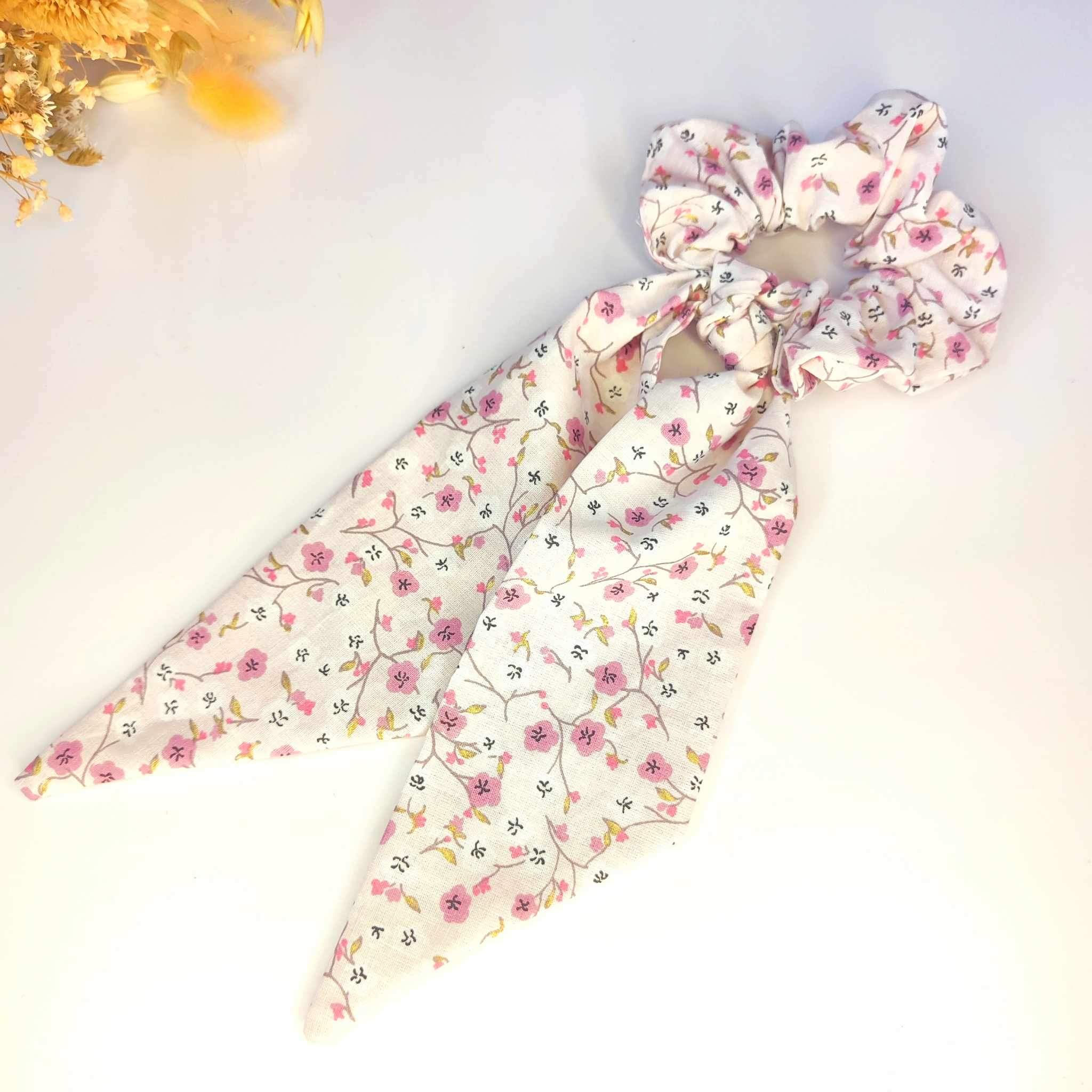 Chouchou foulard fleur cerisier rose