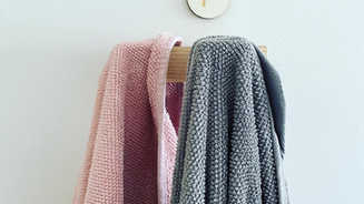 Towel hanger