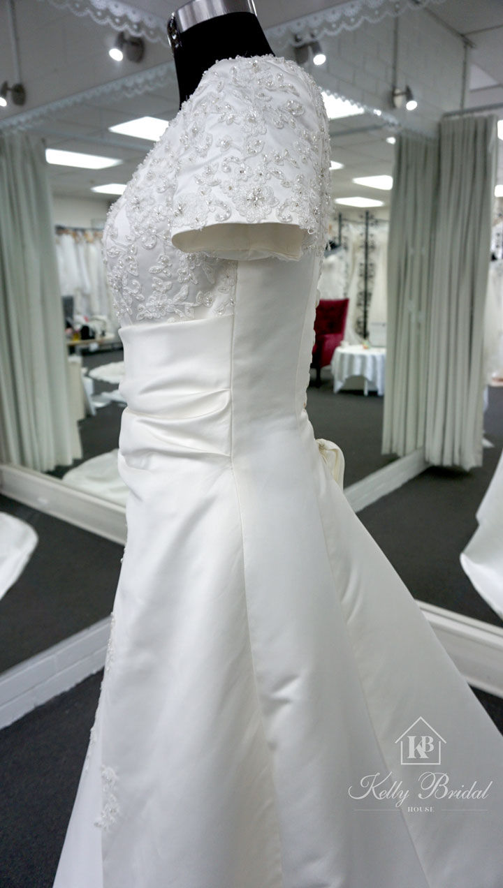 Thumbnail: April A-Line Style Wedding Gown