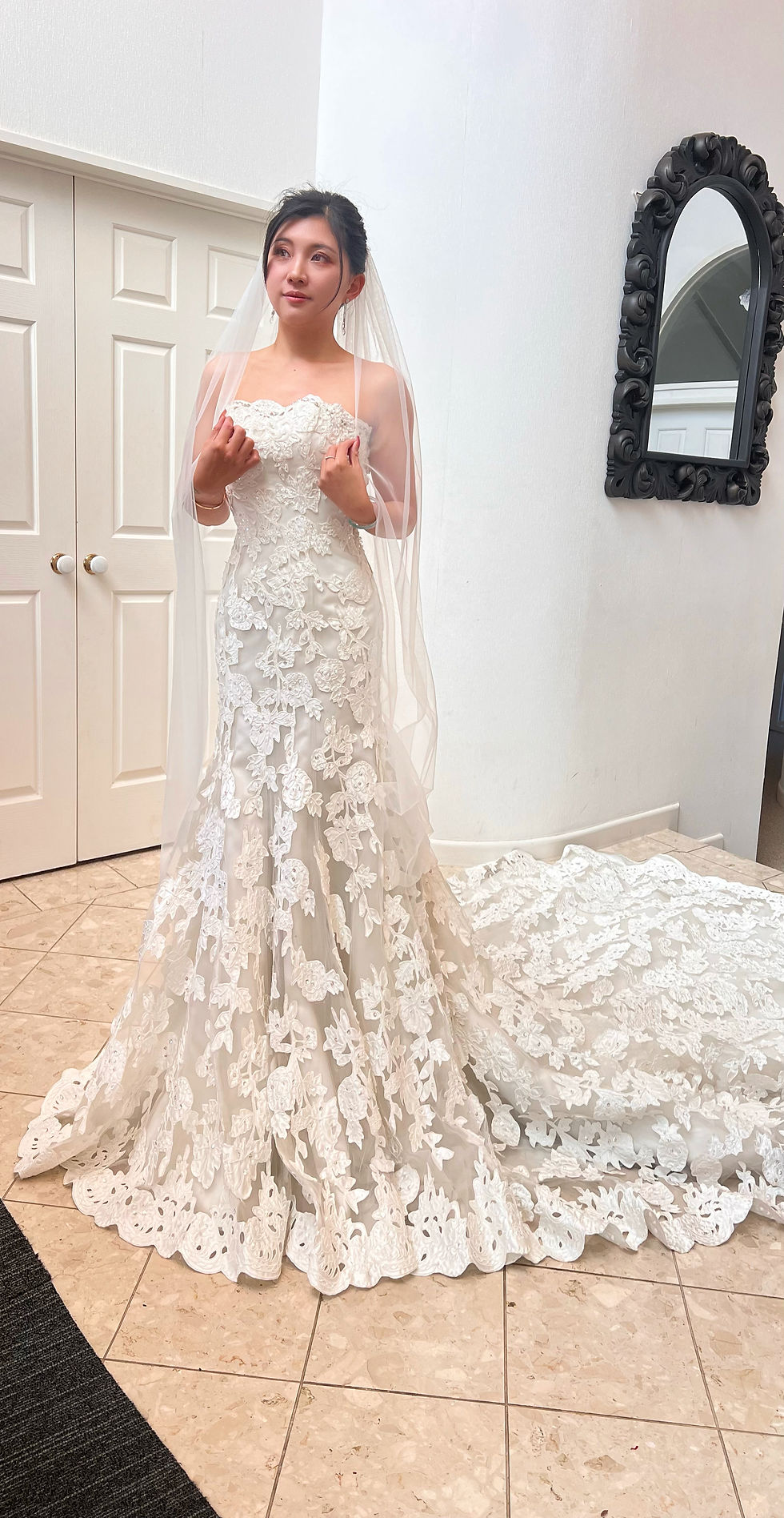 Thumbnail: Violet Mermaid Style Wedding Gown