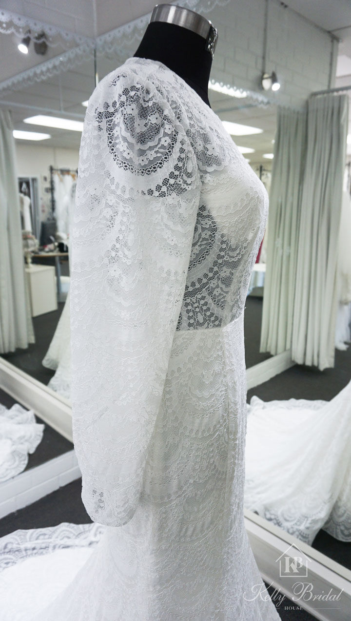 Thumbnail: Melody Mermaid Style Wedding Gown