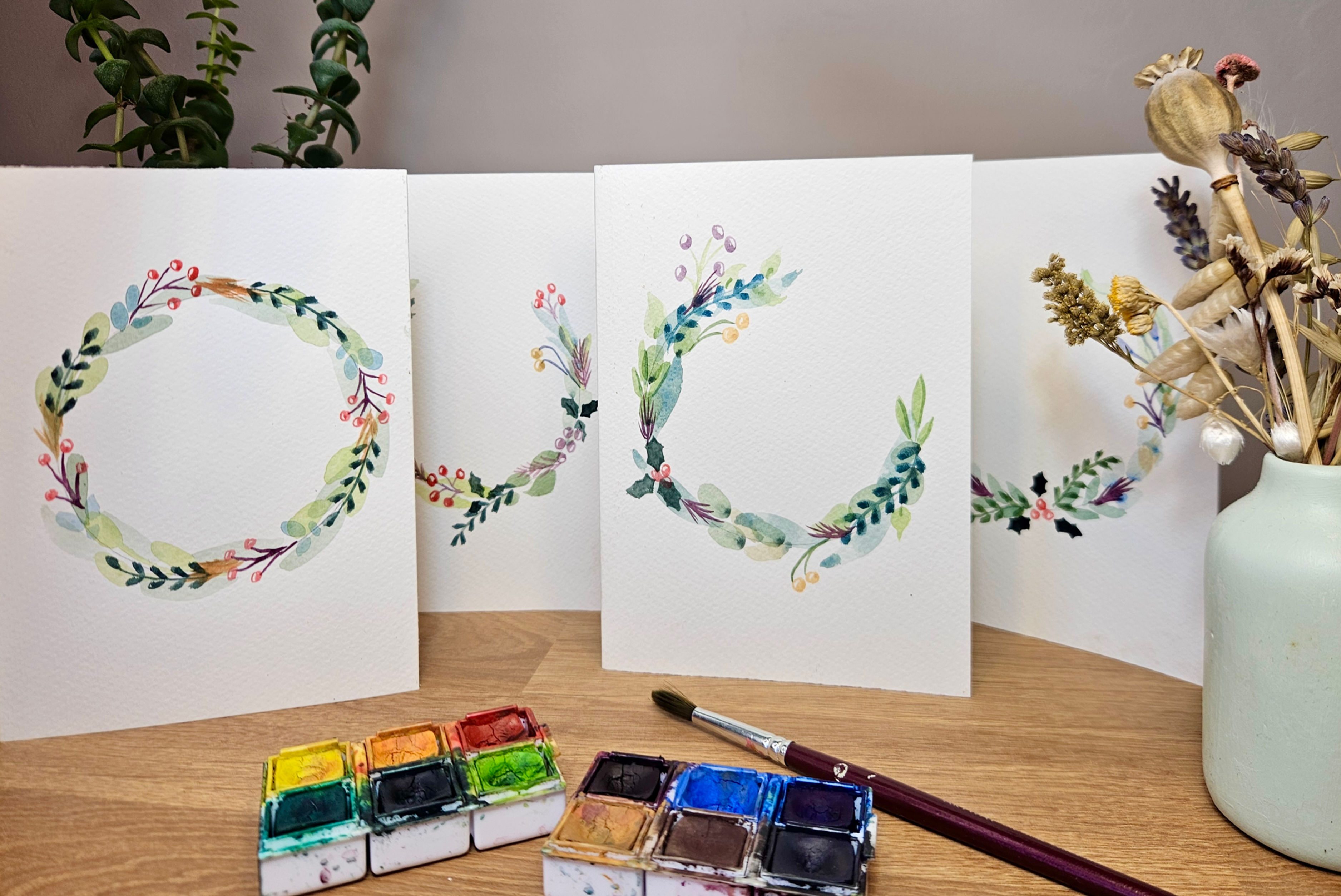 Pack of 4 - Festive Wreath Greeting Cards