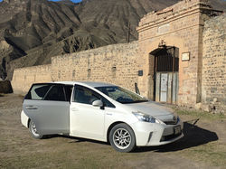 TOYOTA PRIUS ALFA