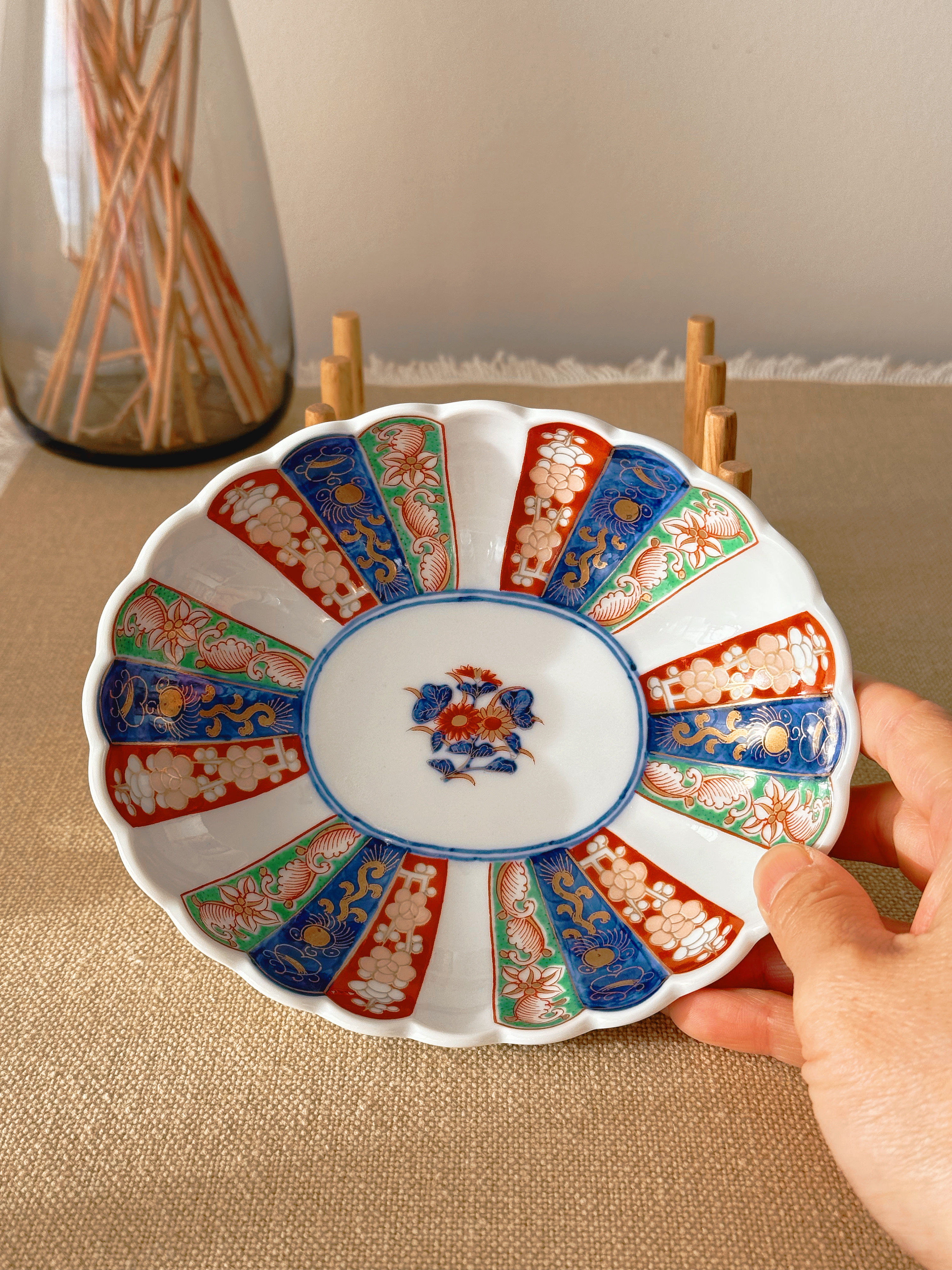 Arita Ware Rinkuro Kiln colourful floral bowl