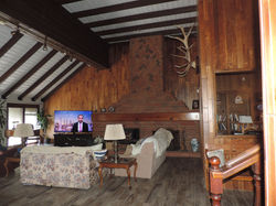 27837 Middle Level Living Room 1