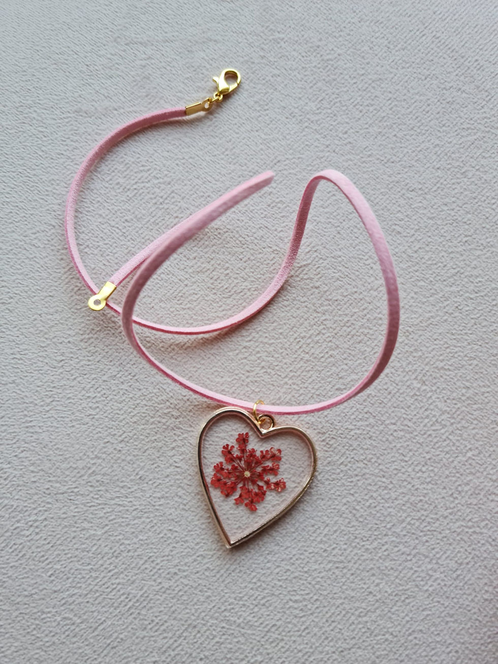 Collier fantaisie fleur rouge