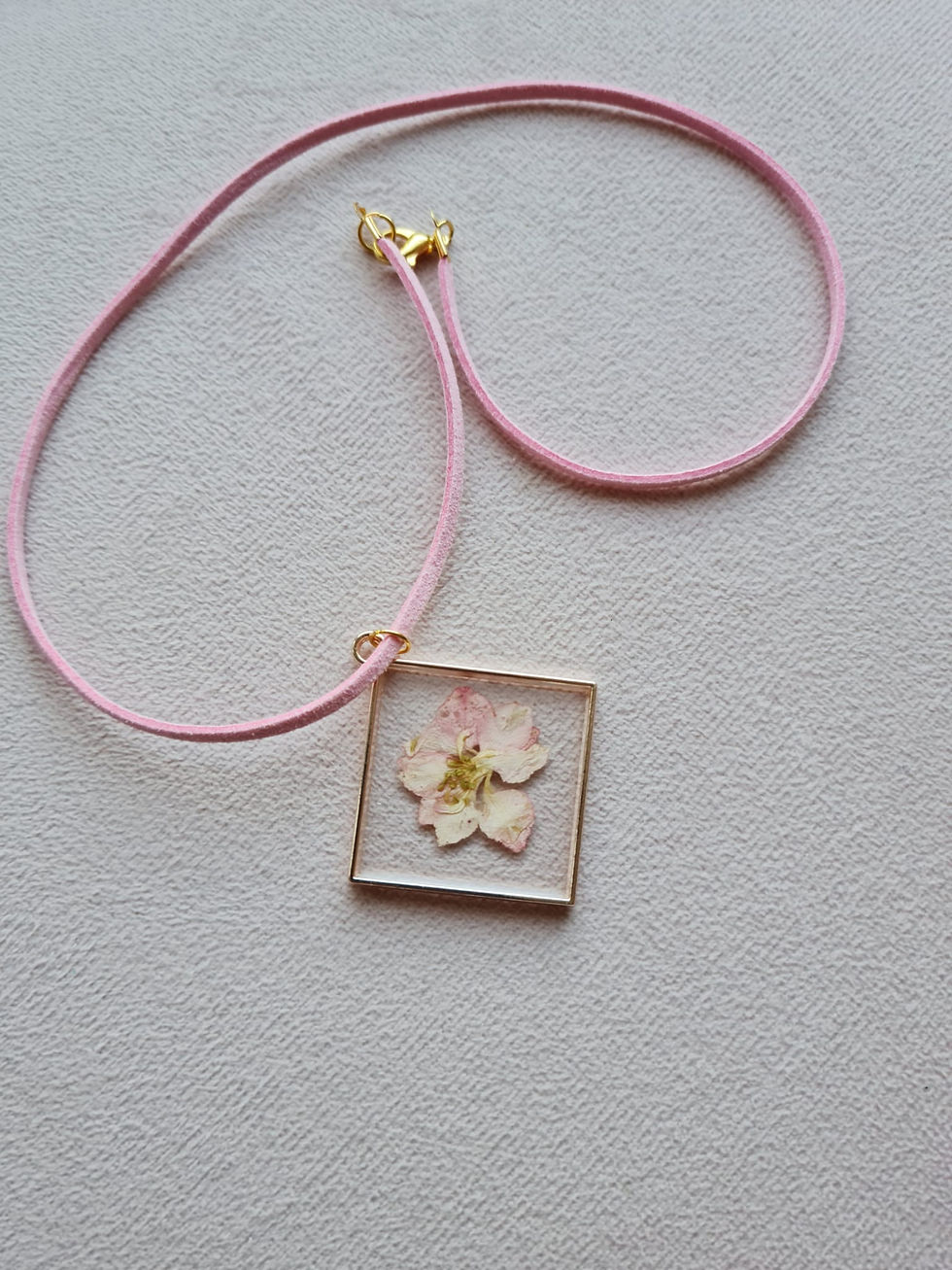 Collier fantaisie fleur ancienne