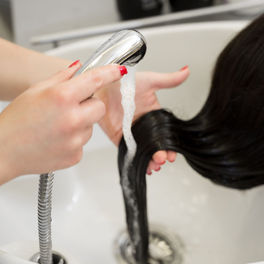 正確洗頭方法!洗髮常見錯誤講解+4必學步驟確保頭皮乾淨
