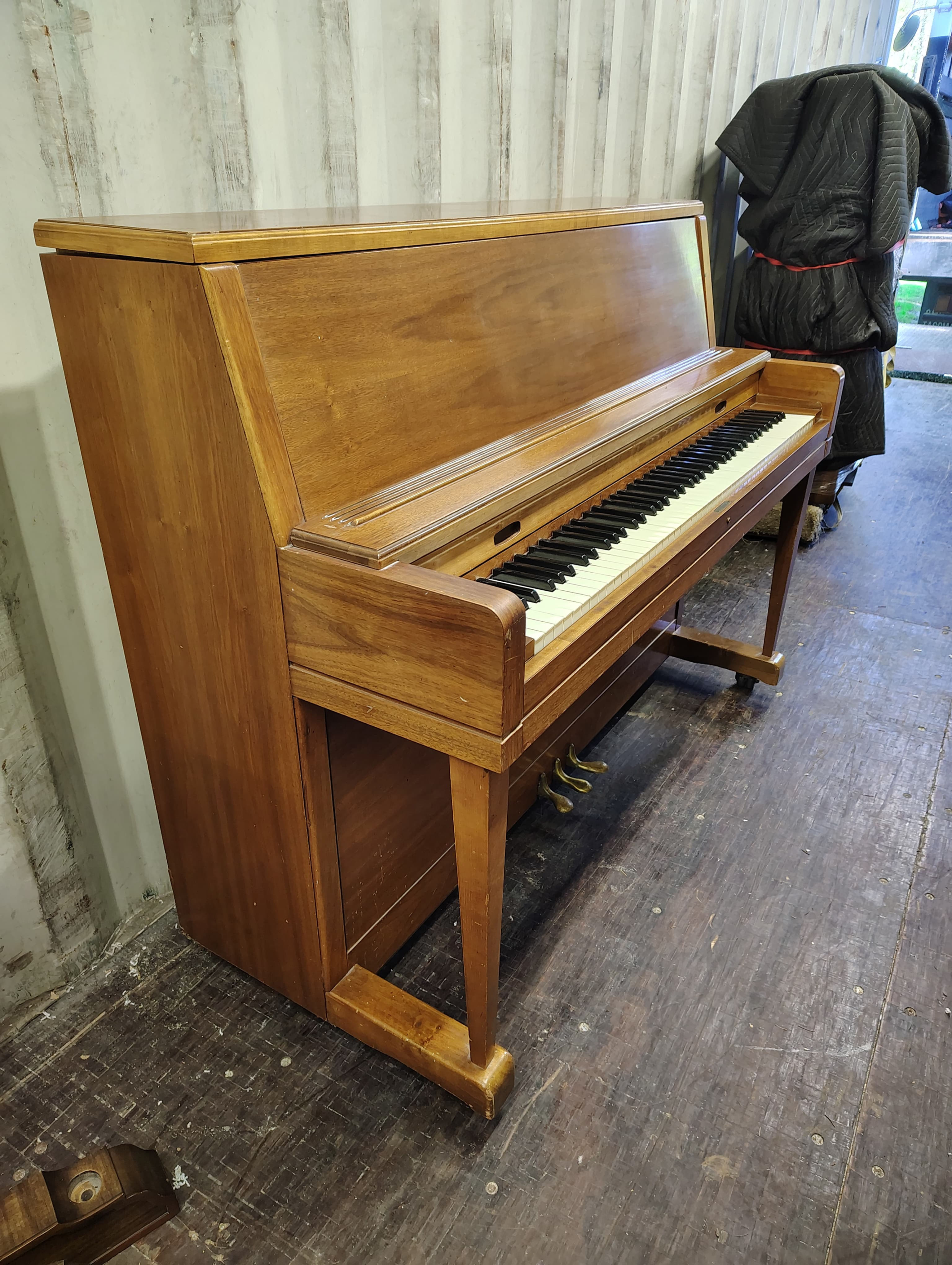 Wurlitzer Studio Upright