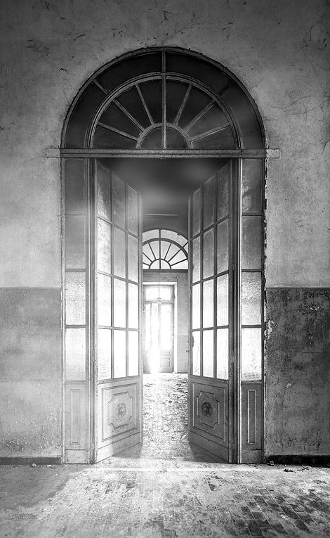 a-vertical-shot-of-a-beautiful-old-glass-door-in-a-2025-02-05-10-49-26-utc_edited.jpg