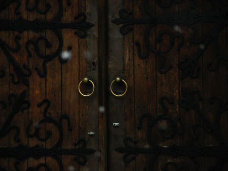 Why You Should Consider Locksmith Leeds for Reliable Help?