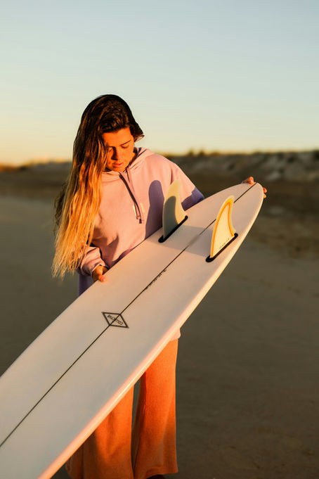 Unveiling Fin Setup Secrets: Thruster vs Quads vs Twins and the Rise of Hybrid Configurations