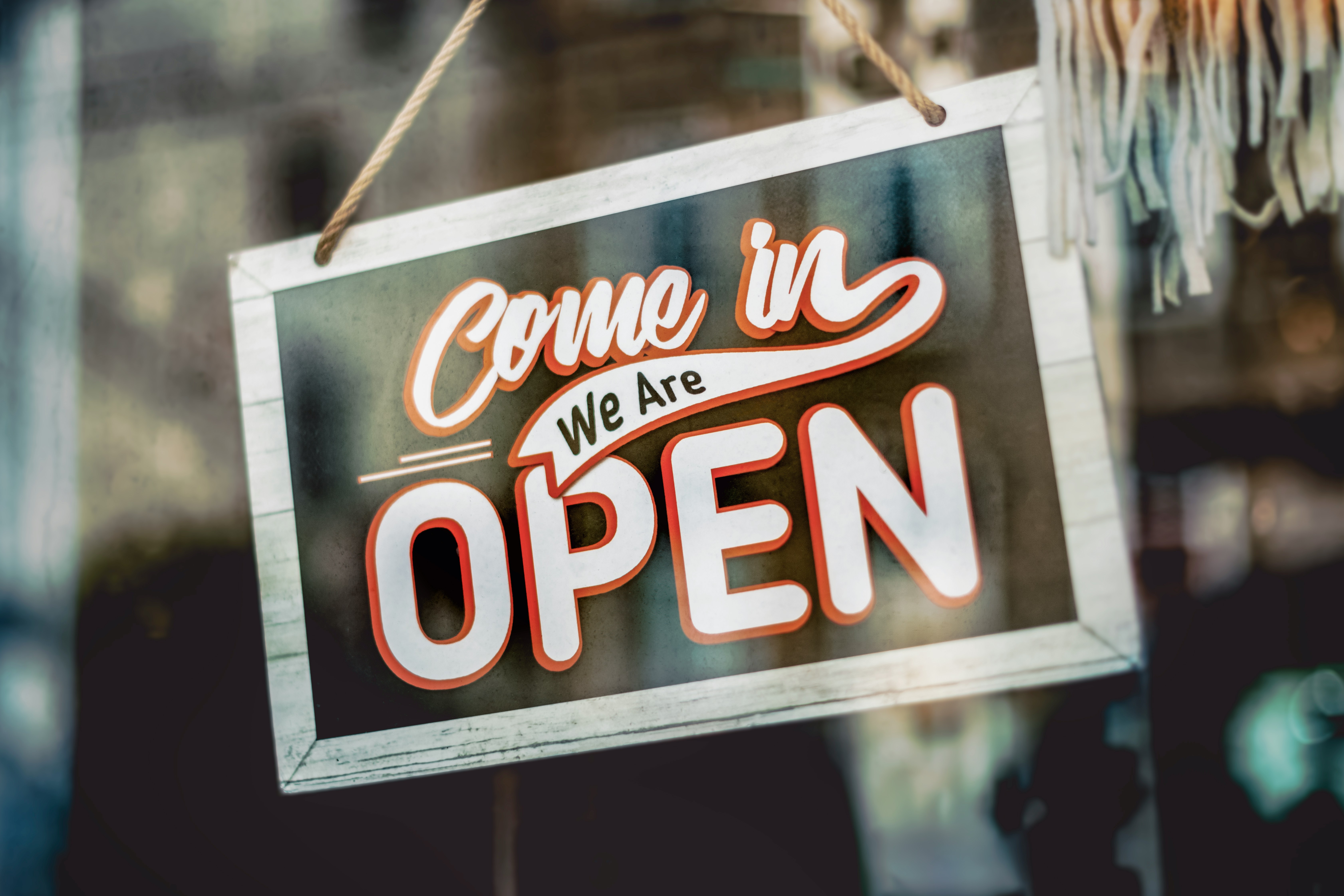 Incorporated Businesses and Contractors in BC: How to Handle Expenses and Taxes