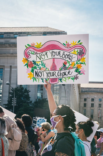 Los derechos humanos para todas las mujeres y personas gestantes se encuentran en riesgo
