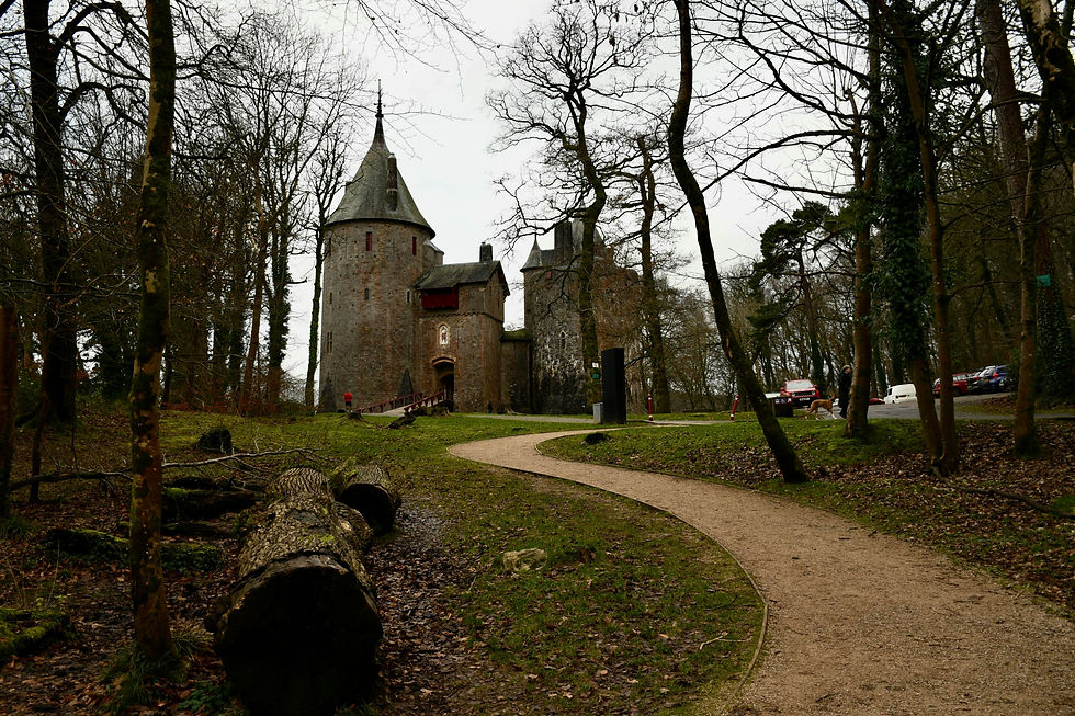 Castell Coch wedding photos location near Cardiff