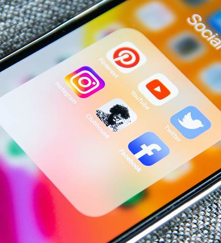 Screenshot von Social Media Apps auf einem Smartphone