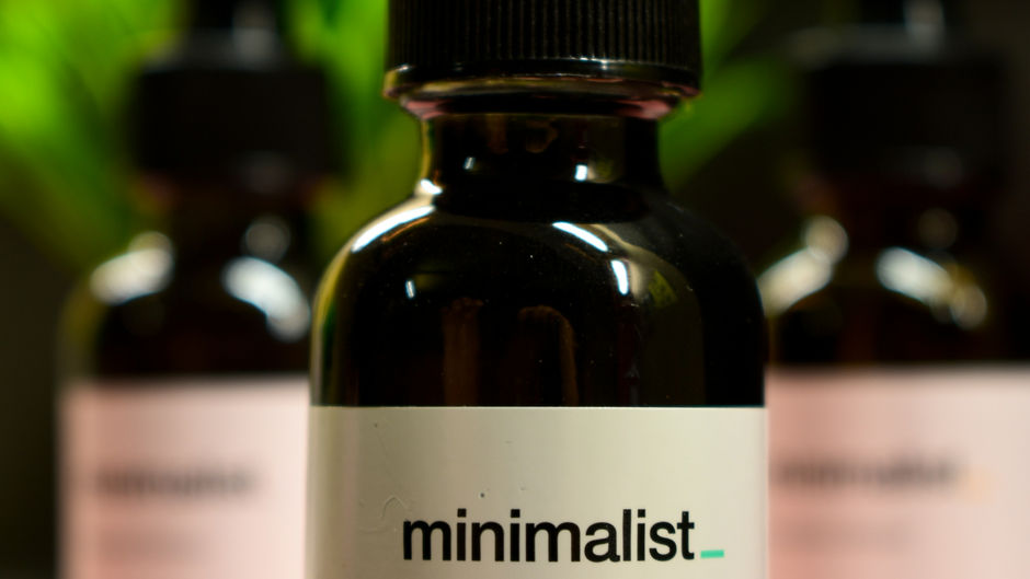 Có những thành phần nào để kiểm soát dầu trên da?