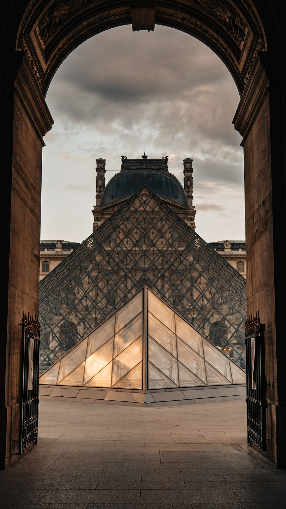 Image by Dario Mueller