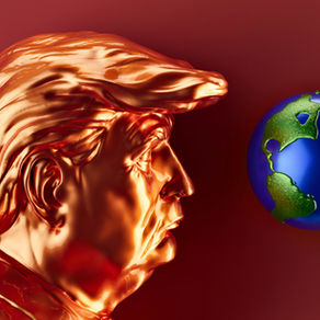 pupazzo di trump che guarda il mondo