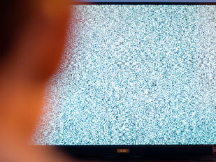 “아무도 TV 안 본다”로 끝낼 일인가…‘유료방송 붕괴’의 진짜 문제