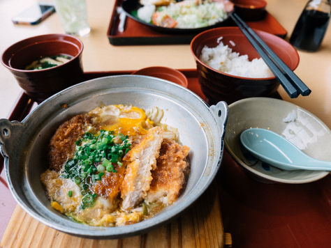 Donburi Food Guide: 8 Best Donburi in Osaka