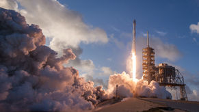 Trump announces an Iran deal for the 38th time / AI bubbly lev, price war / SpaceX : “We will lift-off well above IPO lev'' 