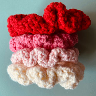 DIY Scrunchies. Shidonna Raven Patterns & Publications