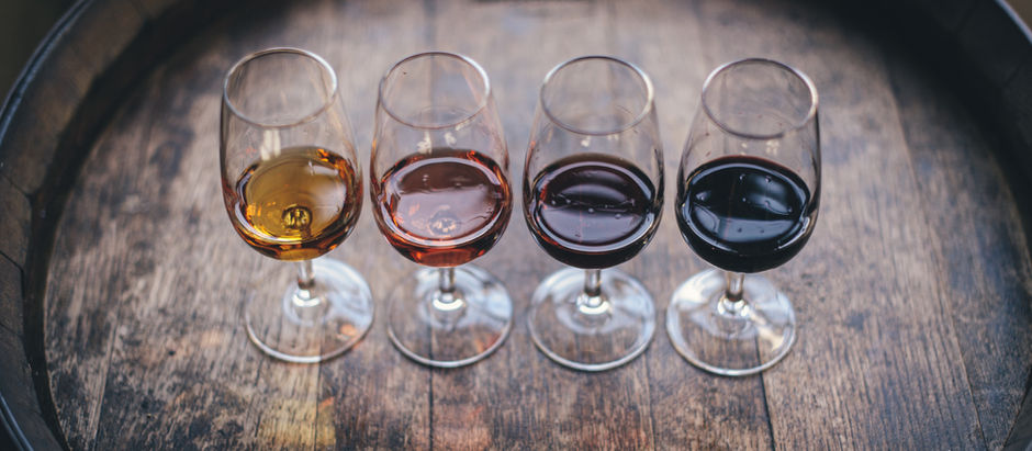 Holiday Cheers: Festive Wines and Appetizer Ideas