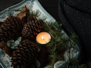 The Magic of Letting Go & Practicing the Pause: A Candle Ritual for 2025.