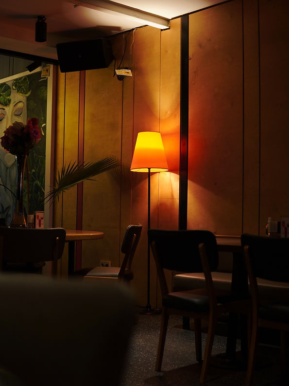 Indulge in the culinary scene of Sydney with an independent escort
