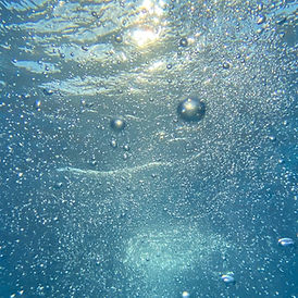 Image of water bubbles by Jonas Kernwein