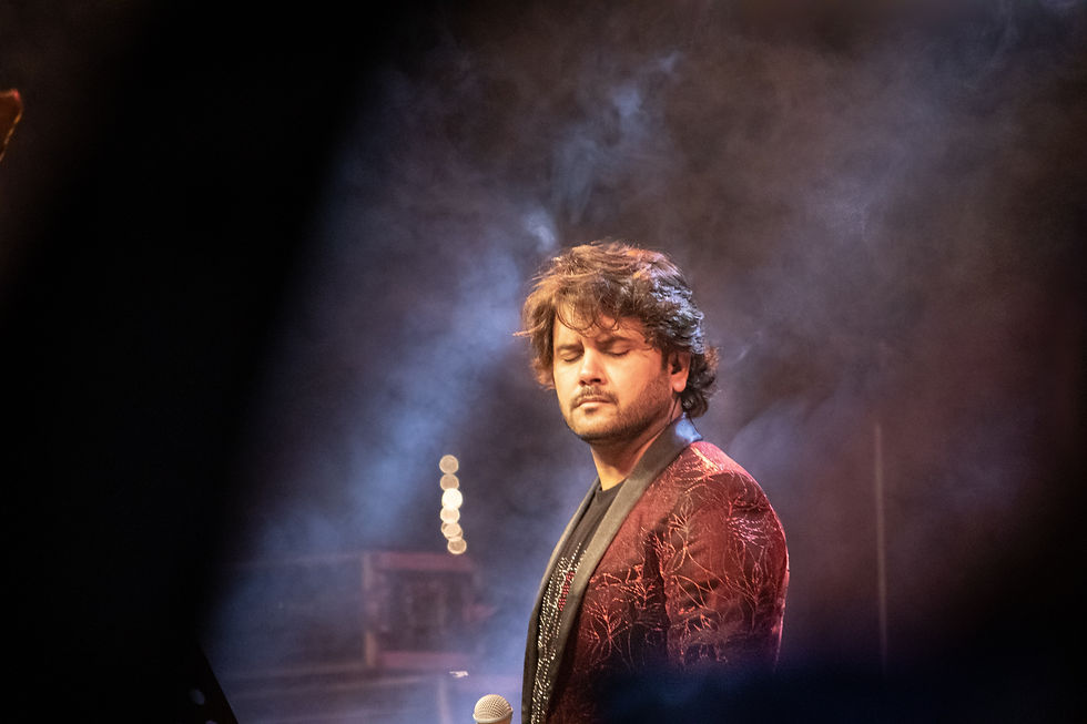 Celebrity gossip, tabloids, social media, influencers, cultural impact, entertainment industry, paparazzi, celebrity culture, fame, scandals, media coverage, Hollywood, internet culture, online influencers, digital media, celebrity news, celebrity followers, celebrity trends, gossip magazines, pop culture, social media platforms, online celebrity, entertainment news, celebrity journalism, viral content, celebrity fans, celebrity influencers, celebrity lifestyle, celebrity rumors, celebrity obsession, celebrity followership