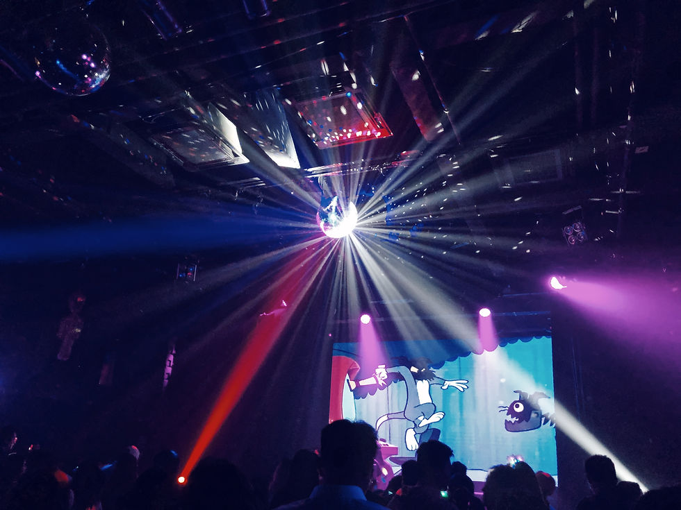 Clubs & Bars