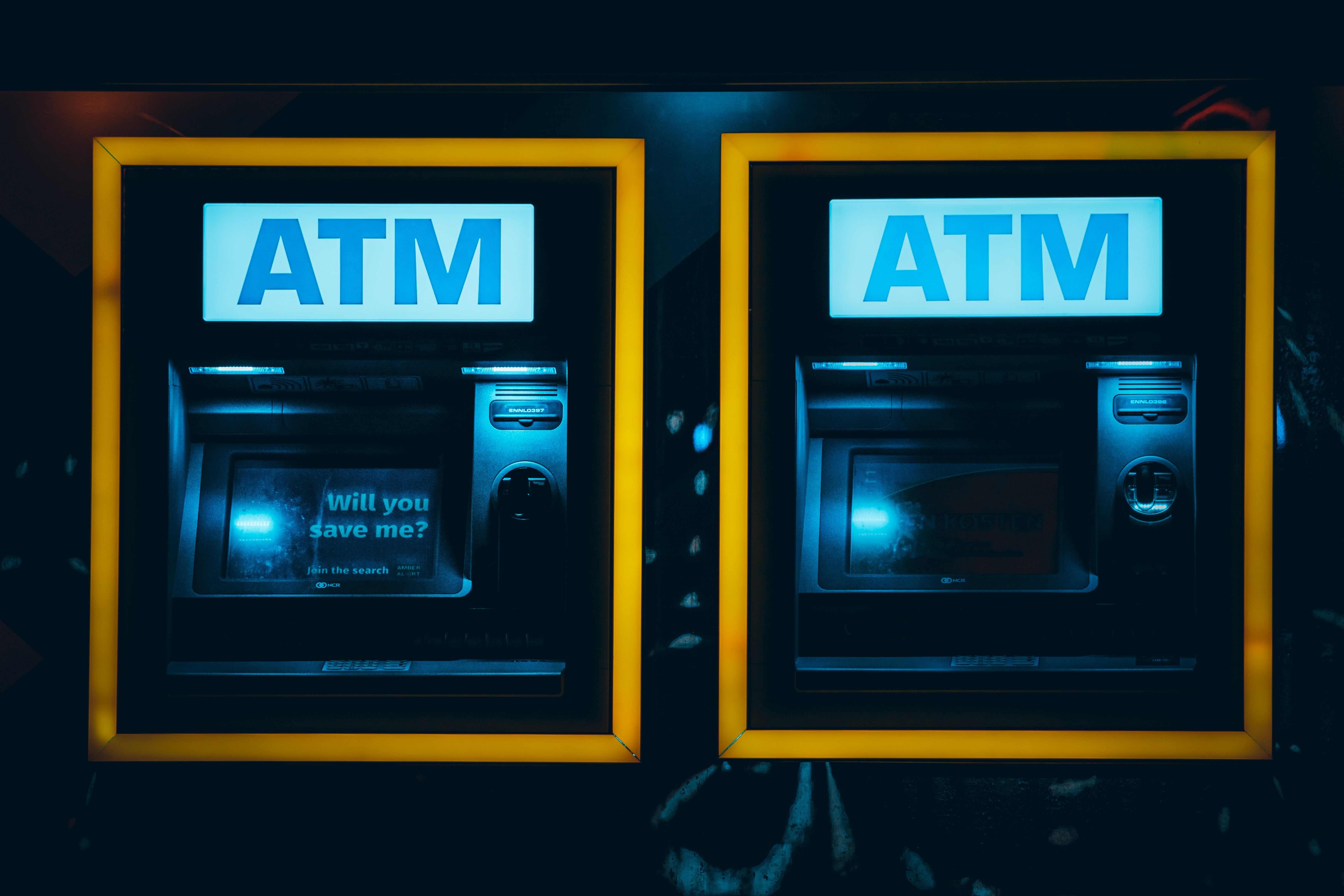 Bancos mexicanos reforzarán controles antilavado: ID oficial y biométrica para depósitos/retiros mayores a 140 mil pesos desde julio 2026