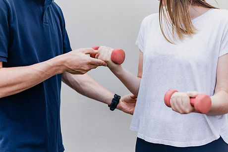 Oavsett om du har en idrottsskada eller arbetsskada - vi hjälper dig med rehabilitering
