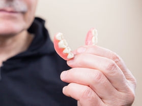 Your Complete Guide to Dentures: Types, Benefits, and What to Expect