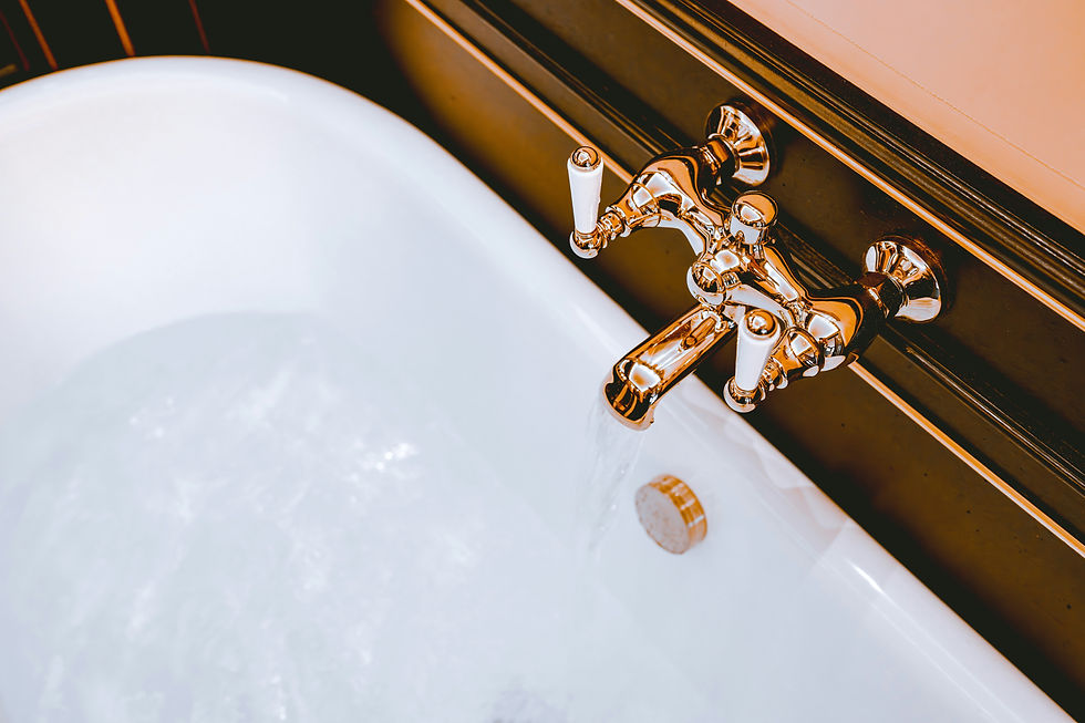 Scarichi lenti in bagno e cucina: cause e manutenzione preventiva