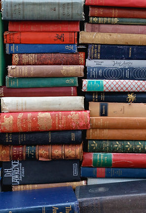 THE MIDNIGHT LIBRARY