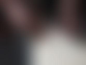 Solid Wood Cabinets vs. Particleboard Cabinets - The Pitfalls of Particleboard Kitchen Cabinets