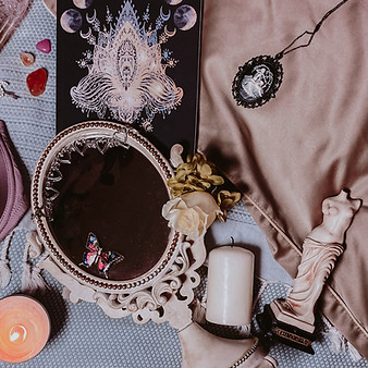 Image by Emily Underworld