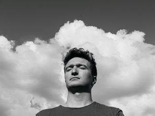 mintea unui om in burnout ganduri repetitive autocritica epuizare mentala stres cronic neurocalm iasi