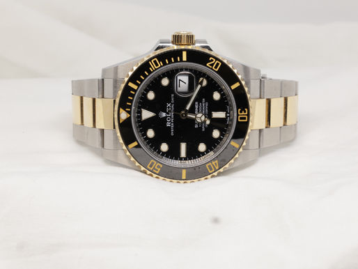 Wristful Thinking: 9 Tips for Selling Your Luxury Watches