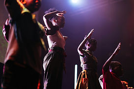 Image by Phil Hearing