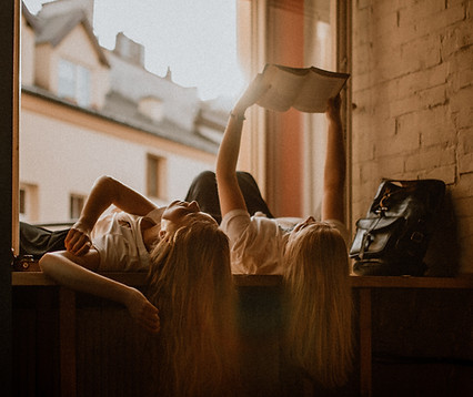 Image by Kinga Howard