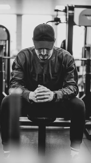 POR QUÉ NO ESTÁS PERDIENDO GRASA AUNQUE CREAS QUE ESTÁS HACIÉNDOLO TODO BIEN EN EL GIMNASIO