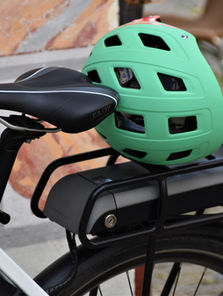 E-Bike Regeln 2026: Versicherung, Führerschein & Radweg — was wirklich gilt